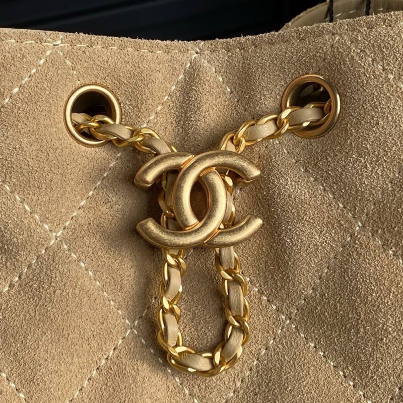 Ch**el bucket bags